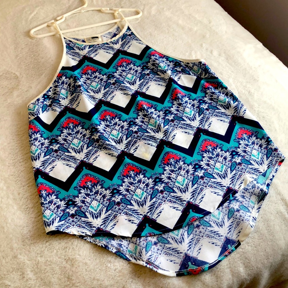 LF Rumor boutique, S, flowy tank top, white, navy, teal geometric pattern.